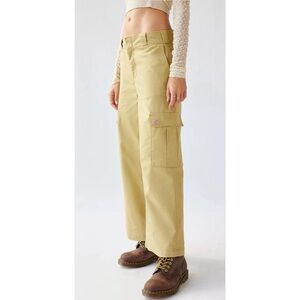 Dickies Twill Cropped Cargo Pants in Tan
